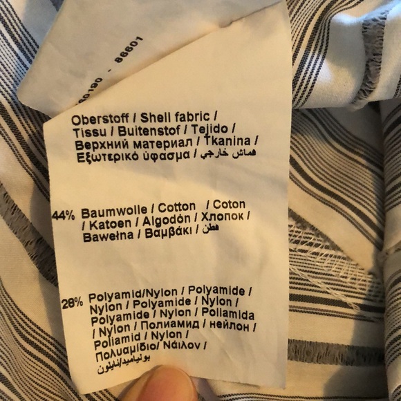 Gray striped size 6 Gerry Weber button down - Picture 5 of 6